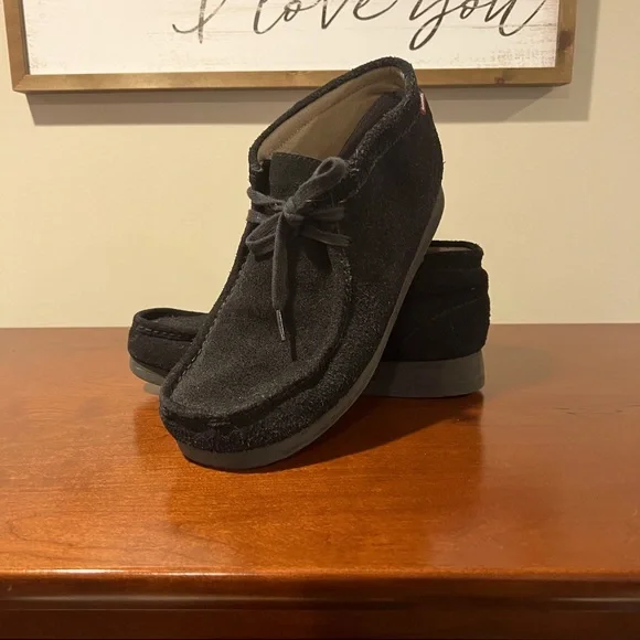 Clarks | Shoes | Clarks Wallabees | Poshmark display picture 1